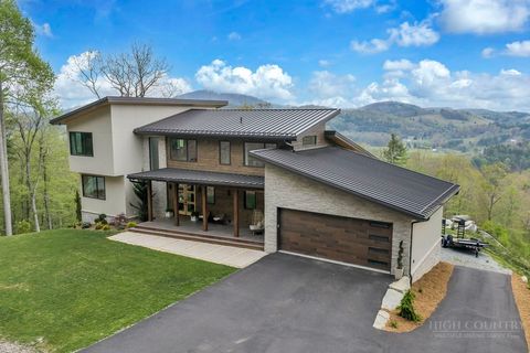 Photo of 799 Milton Brown Heirs Road, Boone, NC 28607 (MLS # 261353)