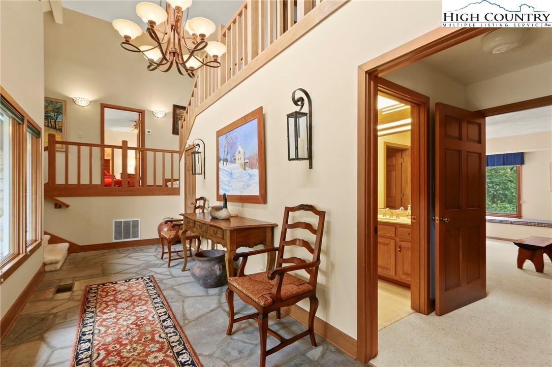 Boone, North Carolina 28607, United States, 3 Bedrooms Bedrooms, ,4 BathroomsBathrooms,Residential,Active,191541