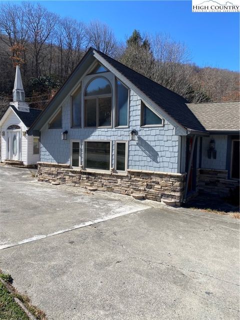 Photo of 5058 US Highway 321, Blowing Rock, NC 28605 (MLS # 245718)