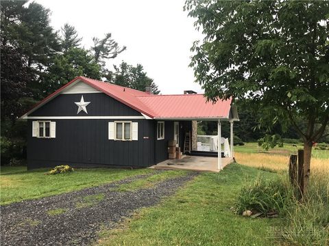 Photo of 1424 Bald Mountain Road, West Jefferson, NC 28694 (MLS # 261886)