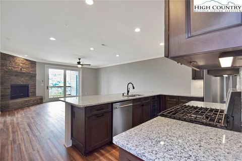 Photo of TBD Crescent Lane #23C, Sugar Mountain, NC 28604 (MLS # 259442)