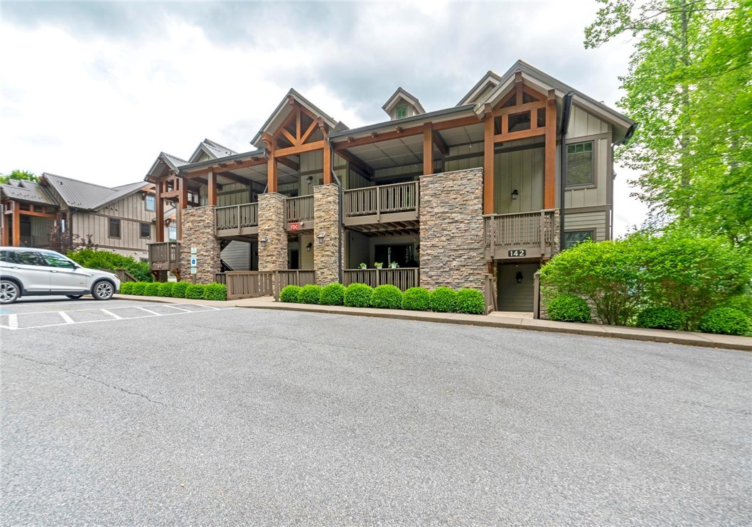 142 Evening View Lane CA4