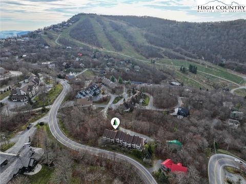Photo of 104 Snowplow Lane #7, Beech Mountain, NC 28604 (MLS # 259128)