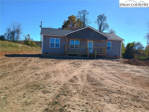 Photo of 130 Millards Way Way, Sparta, NC 28675 (MLS # 259134)