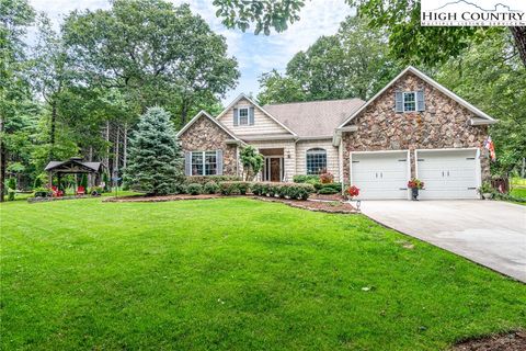 Photo of 136 Fawn Lane, Roaring Gap, NC 28668 (MLS # 256882)
