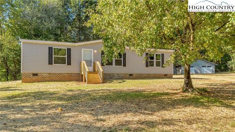 Photo of 324 Center Lane, Thurmond, NC 28683 (MLS # 258115)