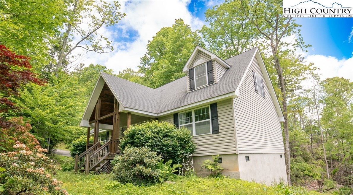 Linville, North Carolina 28646, United States, 4 Bedrooms Bedrooms, ,3 BathroomsBathrooms,Residential,Active,181576