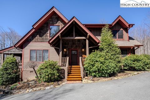 A home in Elk Park