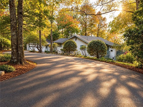 Photo of 232 Shady Lane, Glade Valley, NC 28627 (MLS # 265039)