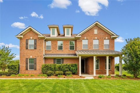 Photo of 213 Candella Drive, Matthews, NC 28104 (MLS # 261012)