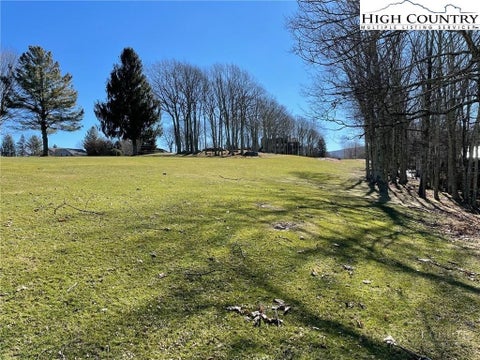 Photo of 493 Saint Andrews Road, Beech Mountain, NC 28604 (MLS # 264512)