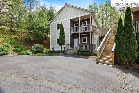 Photo of 196 Evergreen Springs Court #602, Blowing Rock, NC 28605 (MLS # 260602)