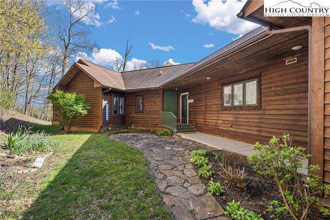 Photo of 638 Fieldstream Drive, Boone, NC 28607 (MLS # 251542)