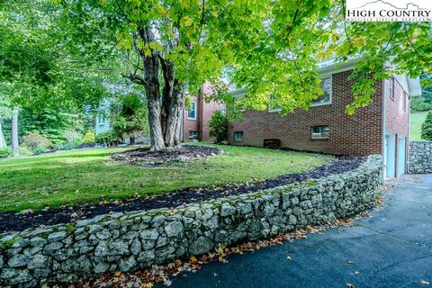 A home in Newland