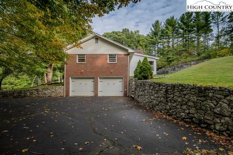 A home in Newland