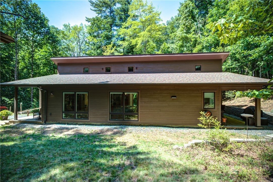 338 Lake View Trail