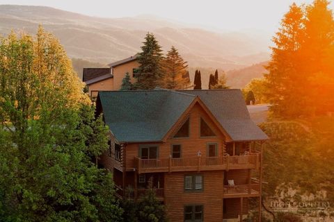 Photo of 989 Scenic Drive, Vilas, NC 28692 (MLS # 261653)