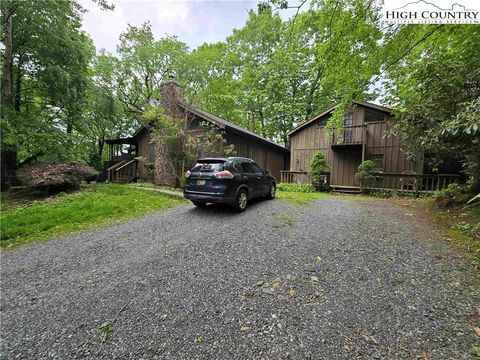 Photo of 199 Brooker Street, Blowing Rock, NC 28605 (MLS # 258746)
