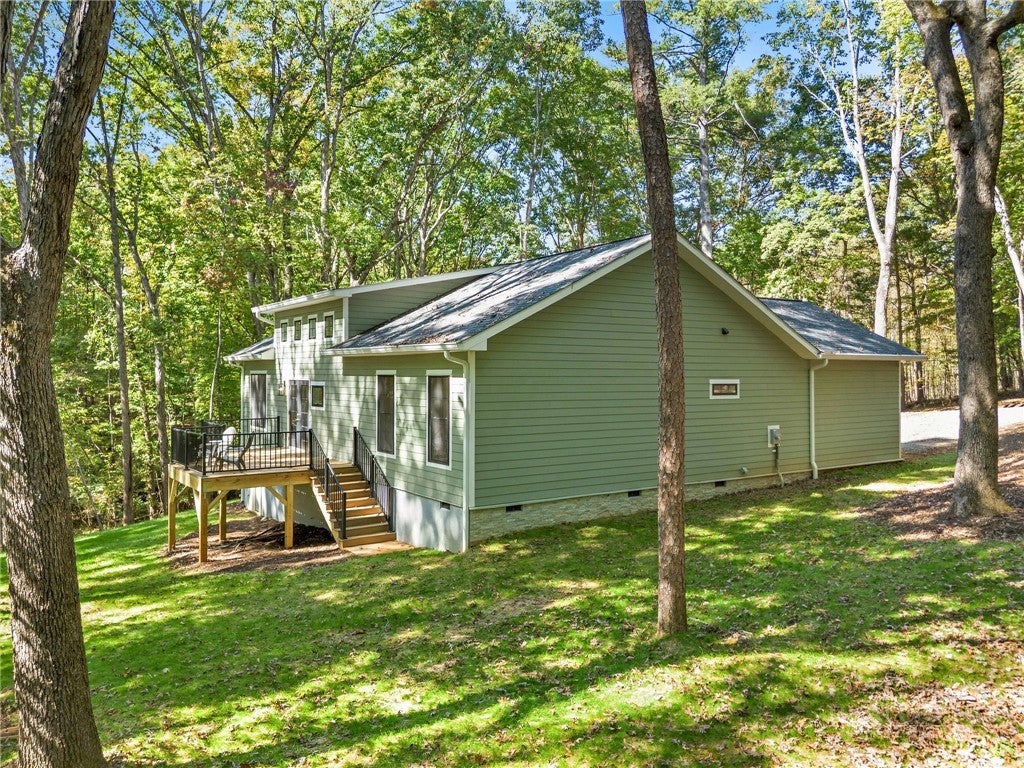 348 Woodland
