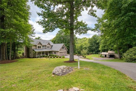 Photo of 105 Katie Way, Boone, NC 28607 (MLS # 262769)