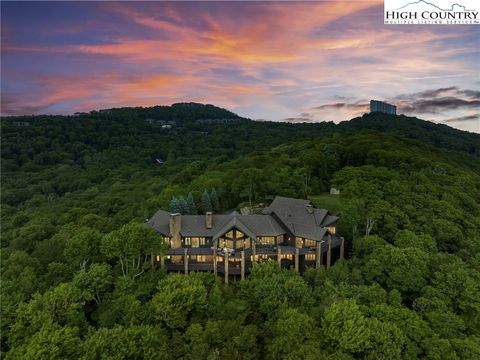 Photo of 1705 Forest Ridge Drive, Linville, NC 28646 (MLS # 256731)