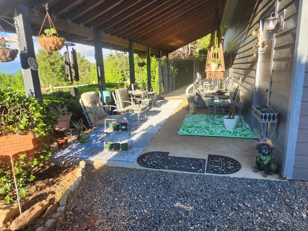 853 Cox Road