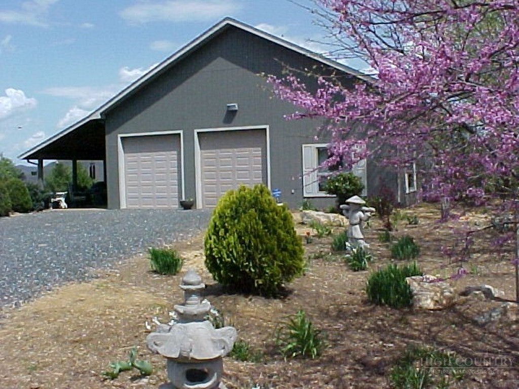 853 Cox Road