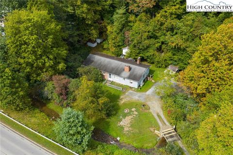 Photo of 1794 Highway 105, Boone, NC 28607 (MLS # 258249)