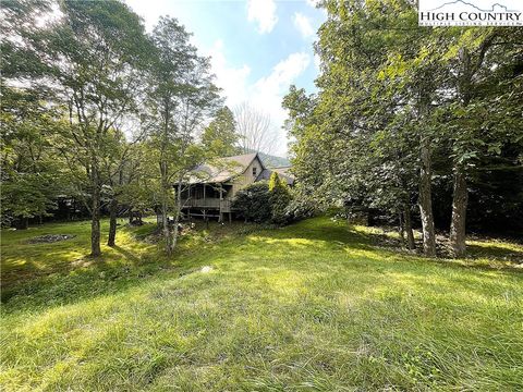 Photo of 838 Hopewell Church Road, Boone, NC 28607 (MLS # 250352)