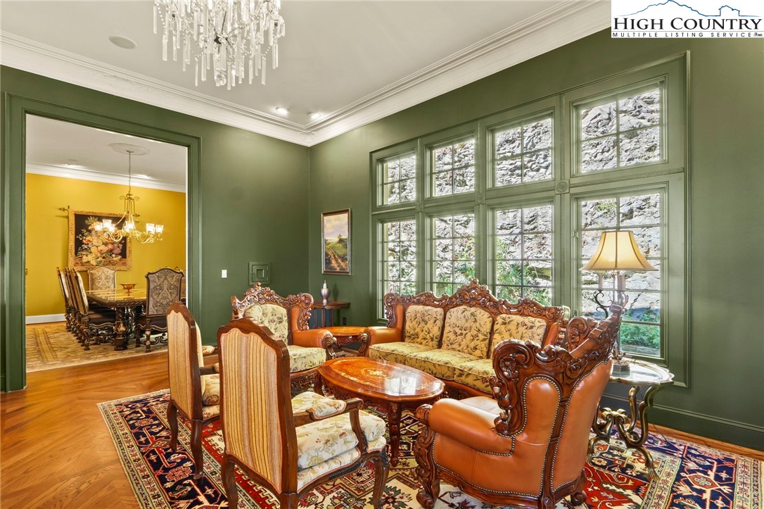 Banner Elk, North Carolina 28604, United States, 6 Bedrooms Bedrooms, ,6 BathroomsBathrooms,Residential,Active,247565