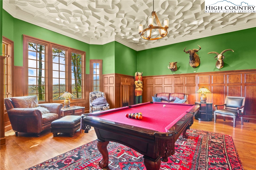 Banner Elk, North Carolina 28604, United States, 6 Bedrooms Bedrooms, ,6 BathroomsBathrooms,Residential,Active,247565