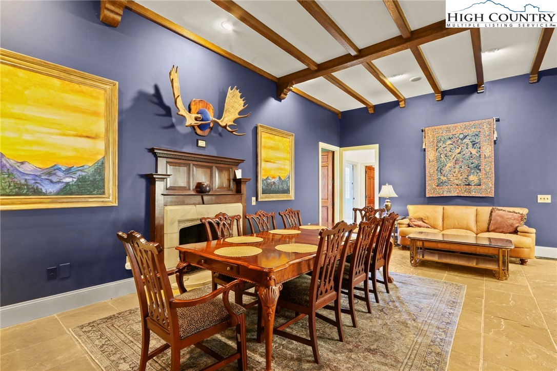 Banner Elk, North Carolina 28604, United States, 6 Bedrooms Bedrooms, ,6 BathroomsBathrooms,Residential,Active,247565