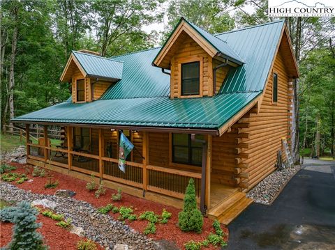 Photo of 101 Overbrook Trail, Beech Mountain, NC 28604 (MLS # 256998)