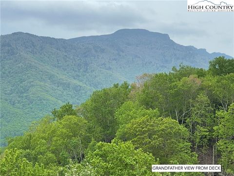 Photo of 185 Hawks Peak South Lane #432, Seven Devils, NC 28604 (MLS # 254824)
