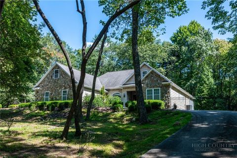 Photo of 116 Fawn Lane, Roaring Gap, NC 28668 (MLS # 262721)