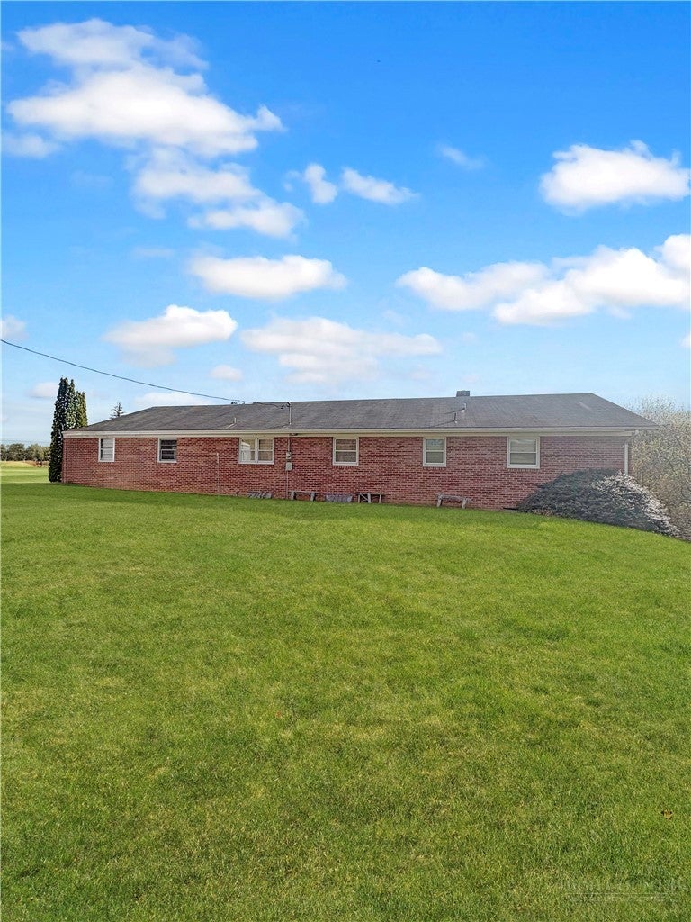 389 Chestnut Hill Road