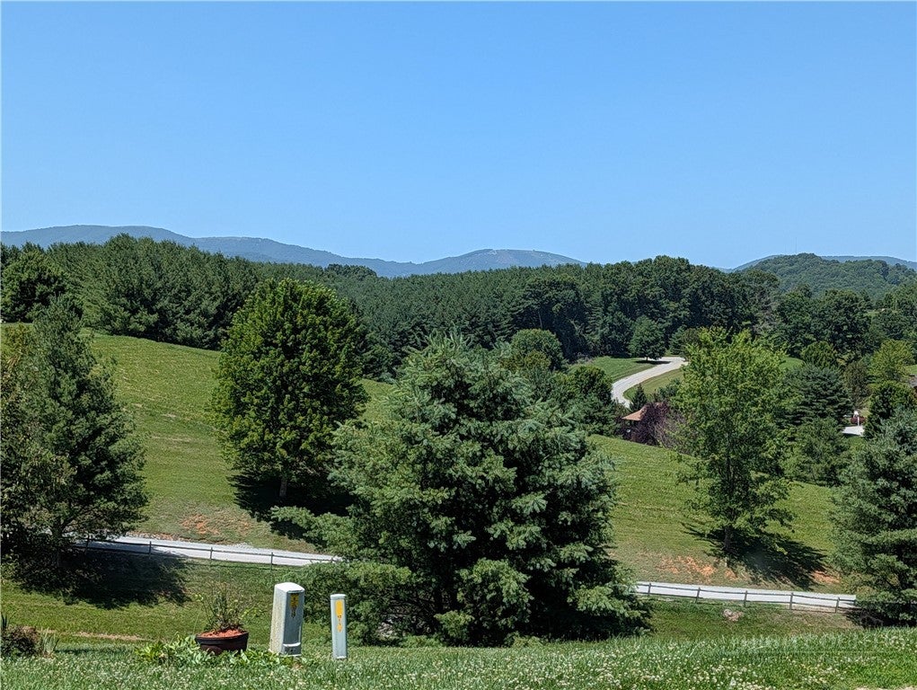285 Black Bear Ridge