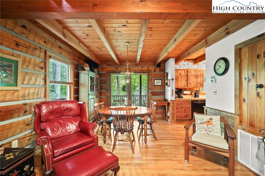 Fleetwood, North Carolina 28626, United States, 2 Bedrooms Bedrooms, ,2 BathroomsBathrooms,Residential,Active,189841