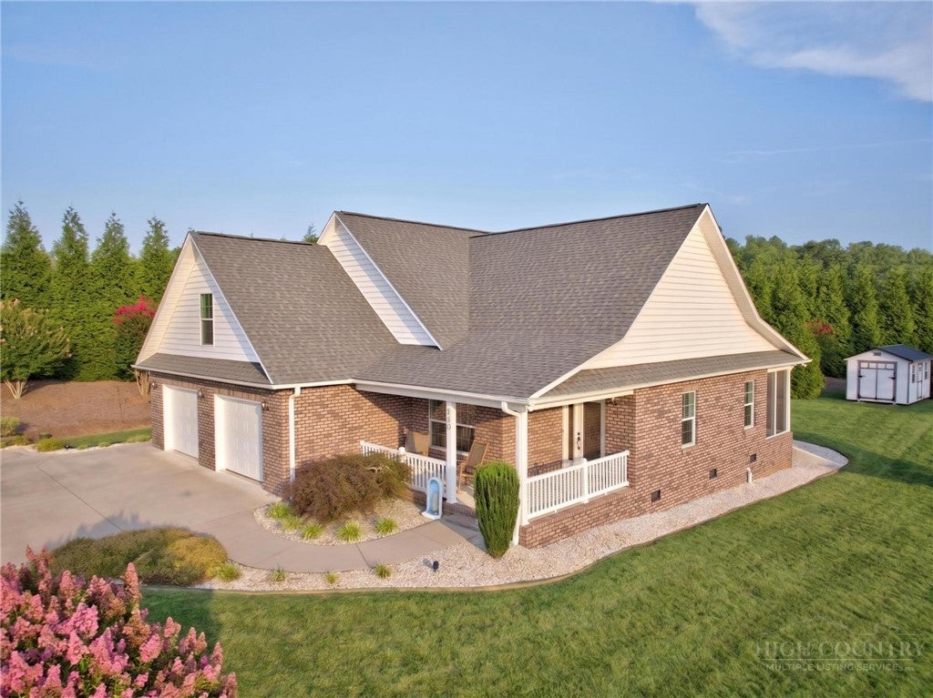 100 Rivercliff Drive