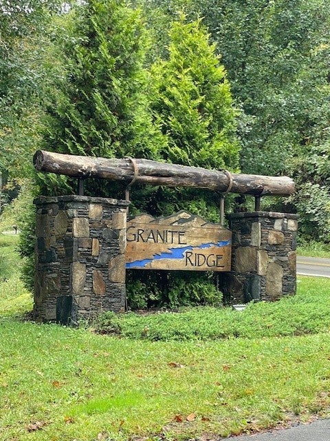 10 Granite Creek Circle
