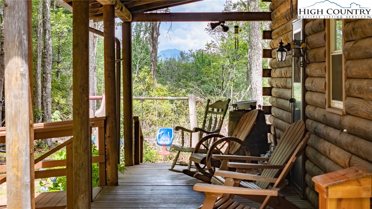 Newland, North Carolina 28657, United States, 4 Bedrooms Bedrooms, ,4 BathroomsBathrooms,Residential,Active,177199