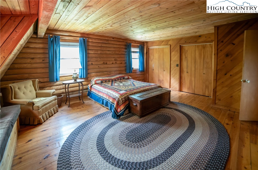 Newland, North Carolina 28657, United States, 4 Bedrooms Bedrooms, ,4 BathroomsBathrooms,Residential,Active,177199