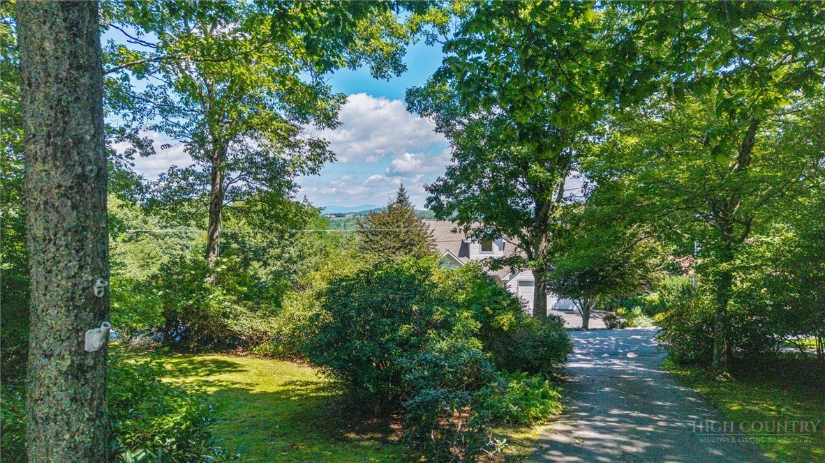 561 Green Hill Circle