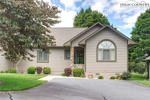 Photo of 311 E Landing Drive #E4, Jefferson, NC 28640 (MLS # 257735)