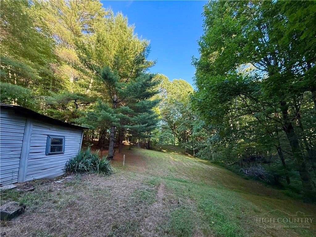 1025 Lue Jones Road