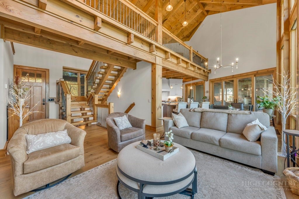 194 Gray Rock Lane