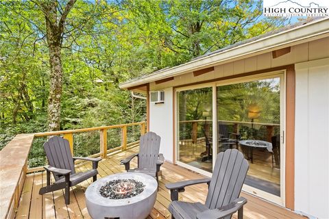 A home in Beech Mountain