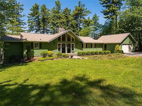 Photo of 442 Country Club Road, Glade Valley, NC 28627 (MLS # 260502)