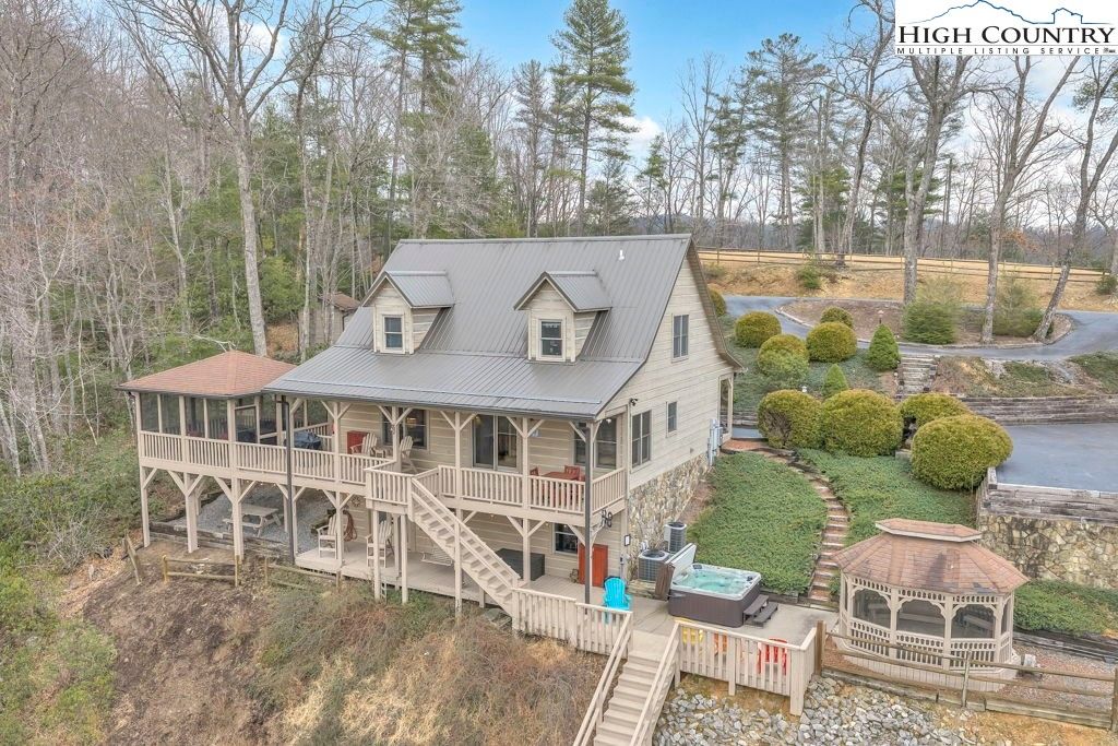 Photo of 883 Wagon Ridge Lane, Ferguson, NC 28624 (MLS # 260372)