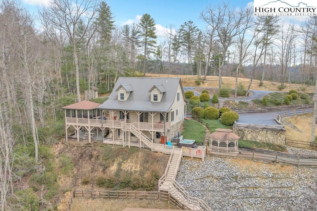 Photo of 883 Wagon Ridge Lane, Ferguson, NC 28624 (MLS # 260372)